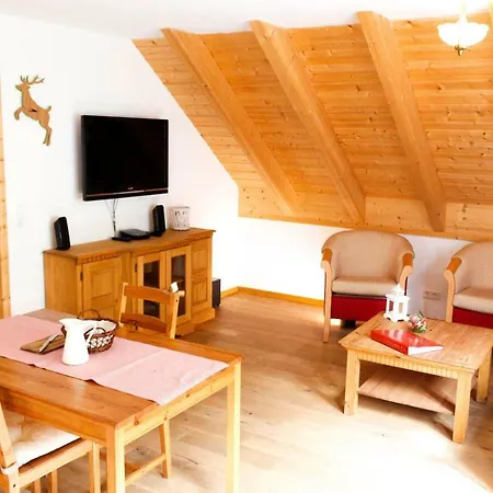 Gaestehaus Erika Apartamento *